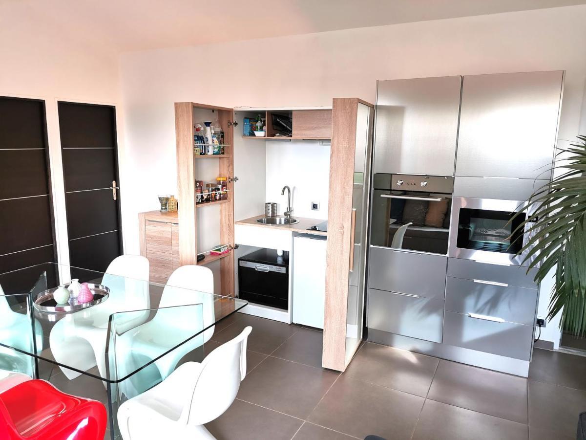 Appartement Pinede Man Yelle Sanary-sur-Mer Exterior photo